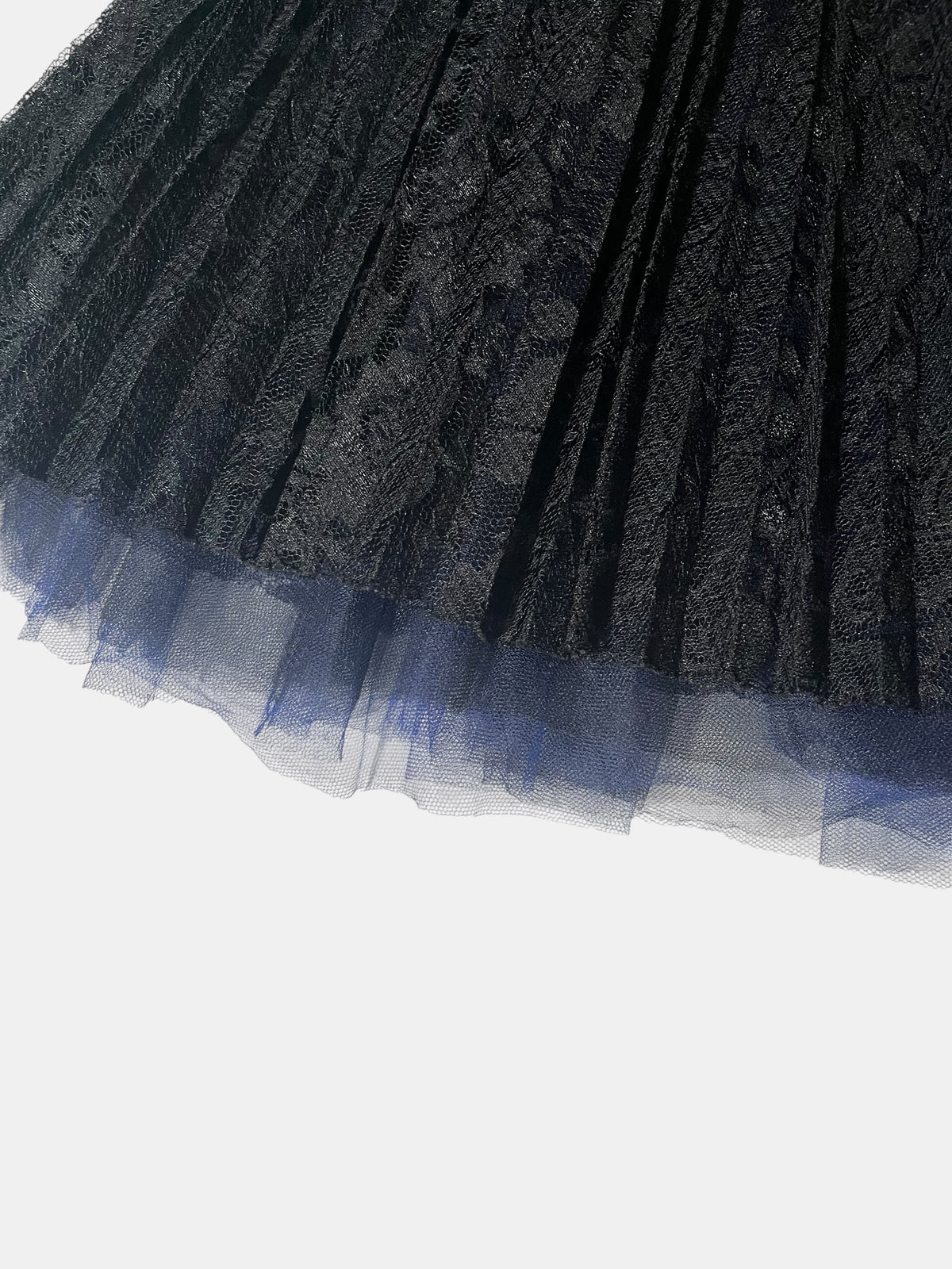 BLACK PEACE NOW Pleated Lace Skirt