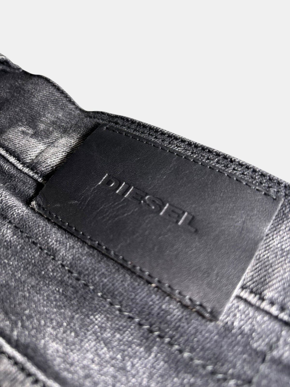 DIESEL D-AMNY Skinny Jeans