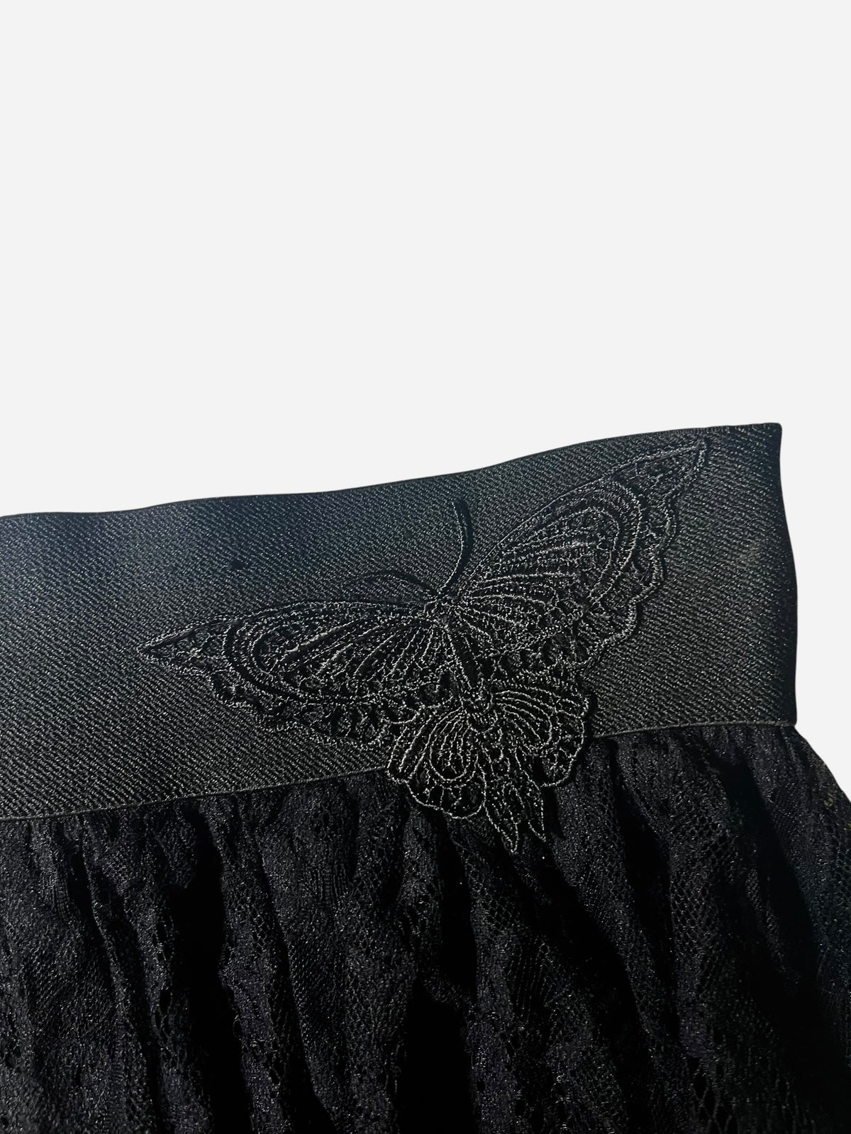 OZZ ONESTE Lace Tiered Skirt
