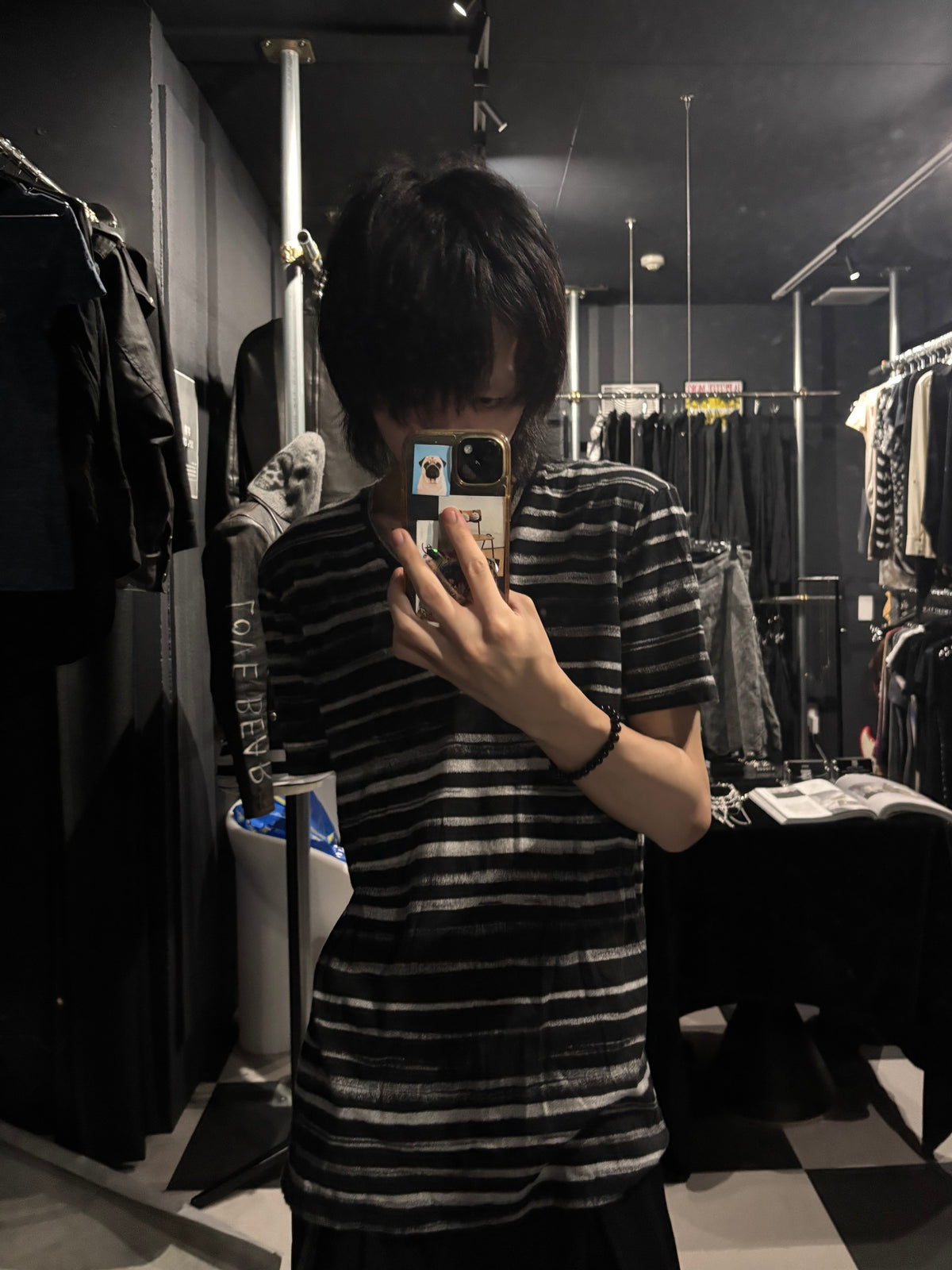 Brushstroke-Stripe V-Neck T-Shirt