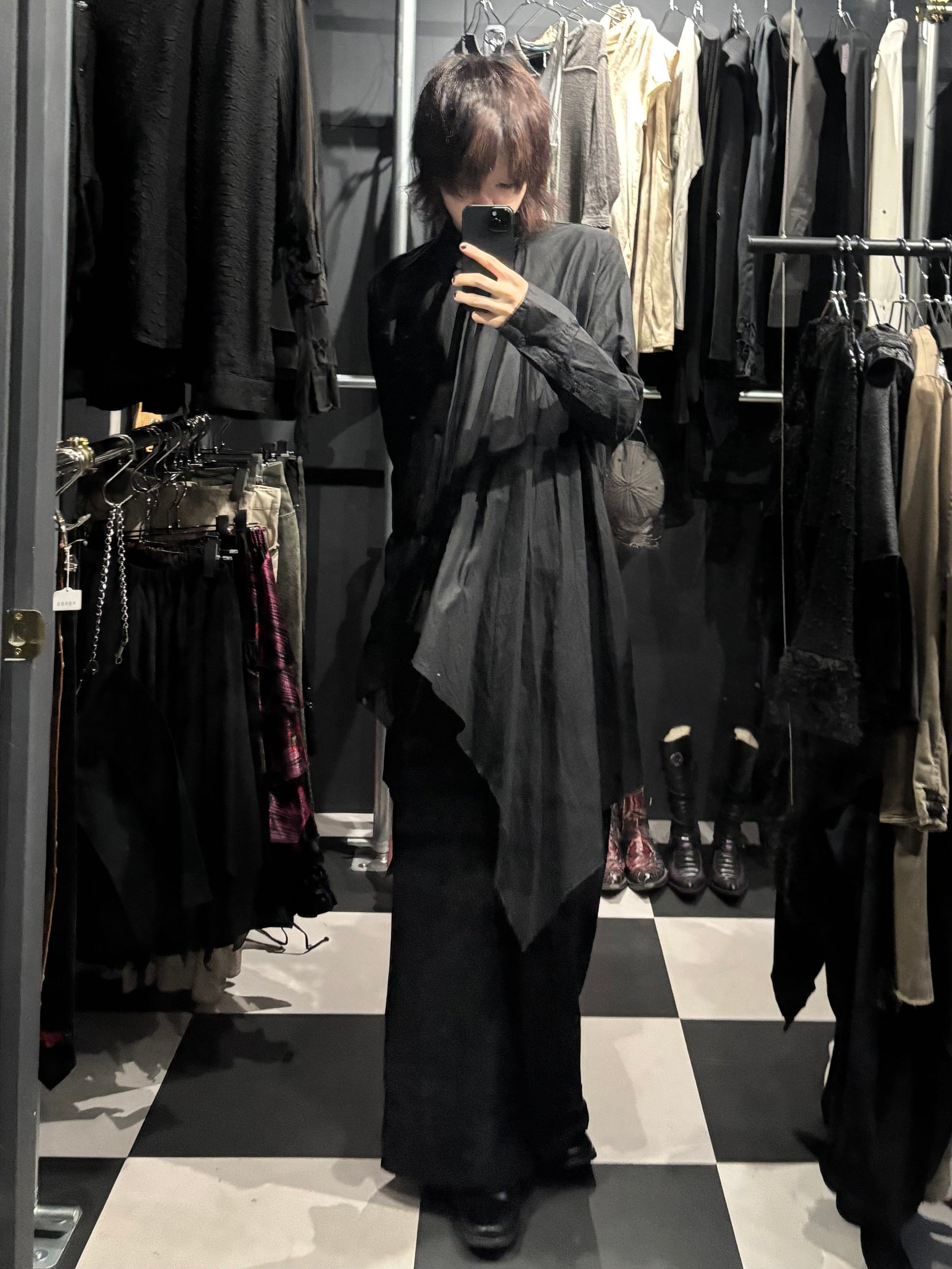 GADGET GROW Draped Asymmetric Shirt