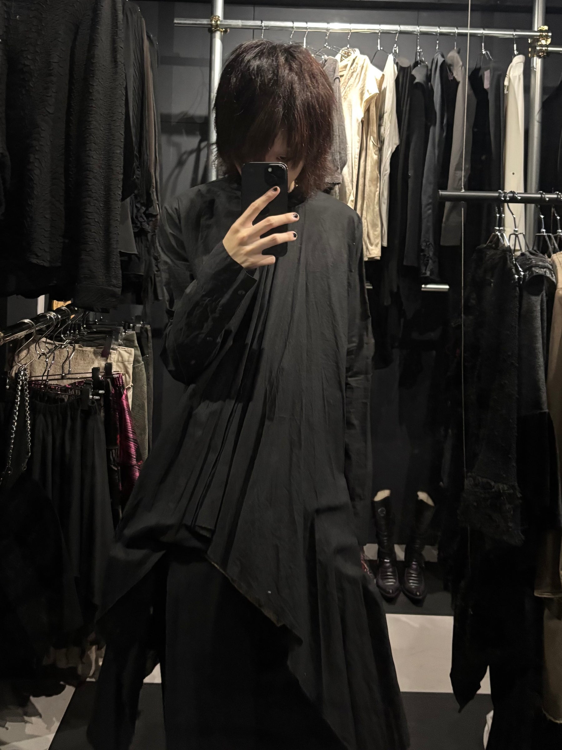GADGET GROW Draped Asymmetric Shirt