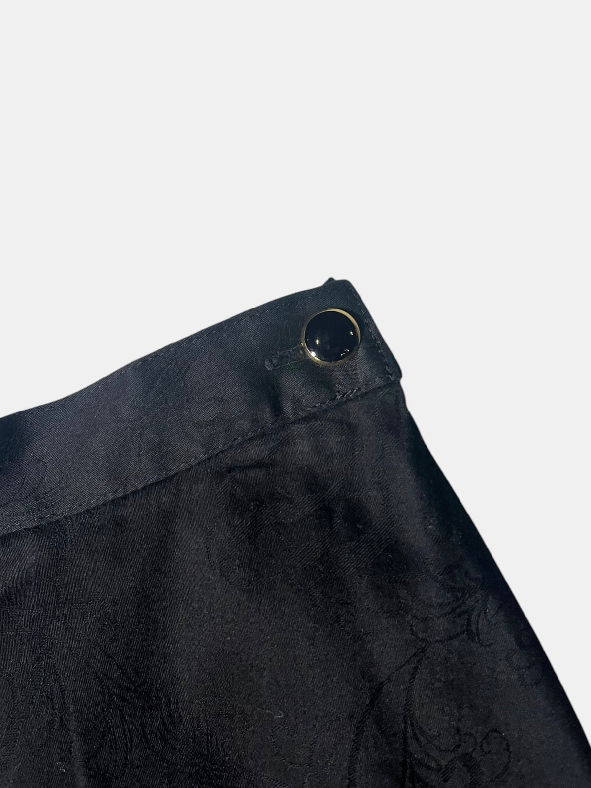 PEACE NOW Asymmetric Ruffle Skirt